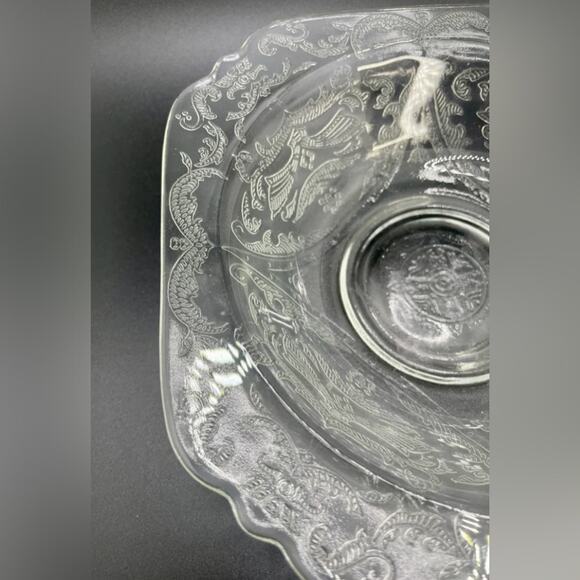 Vintage Depression Glass Madrid Pattern Bowl in Clear Glass. In Excellent Cond. - Picture 3 of 8